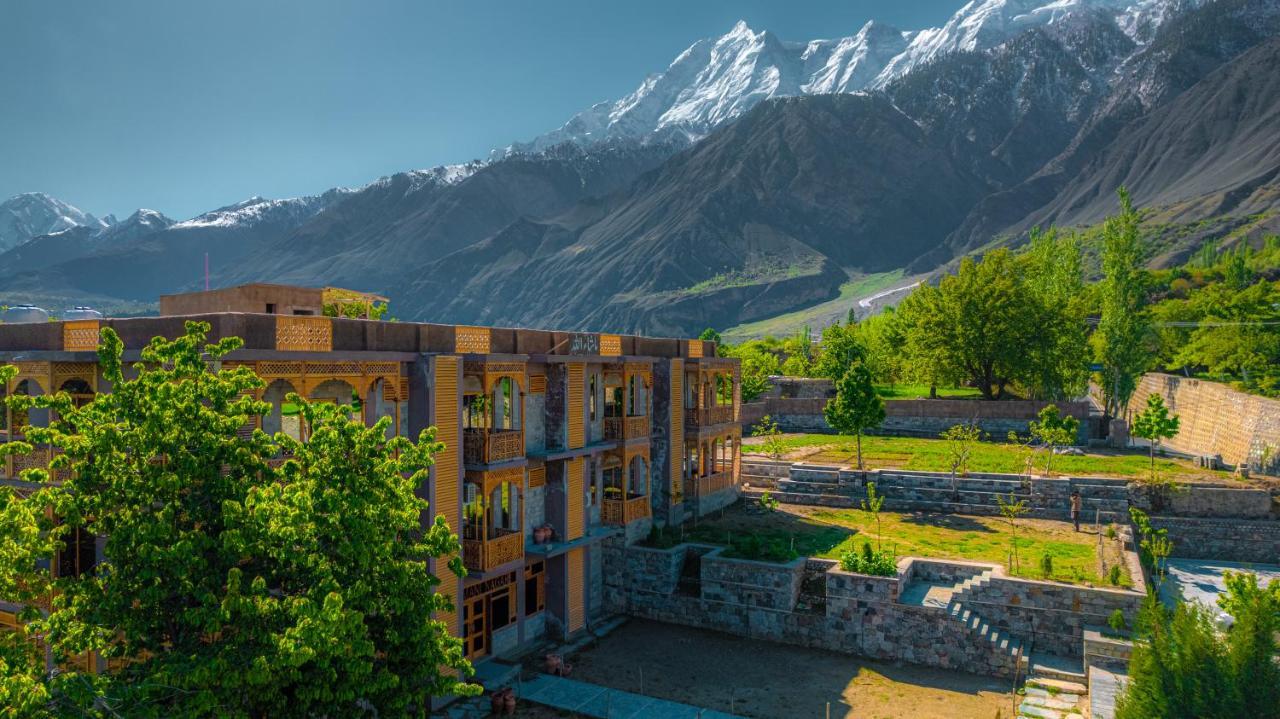 Dumani Nagar Hotel & Resort Karimabad  Eksteriør billede
